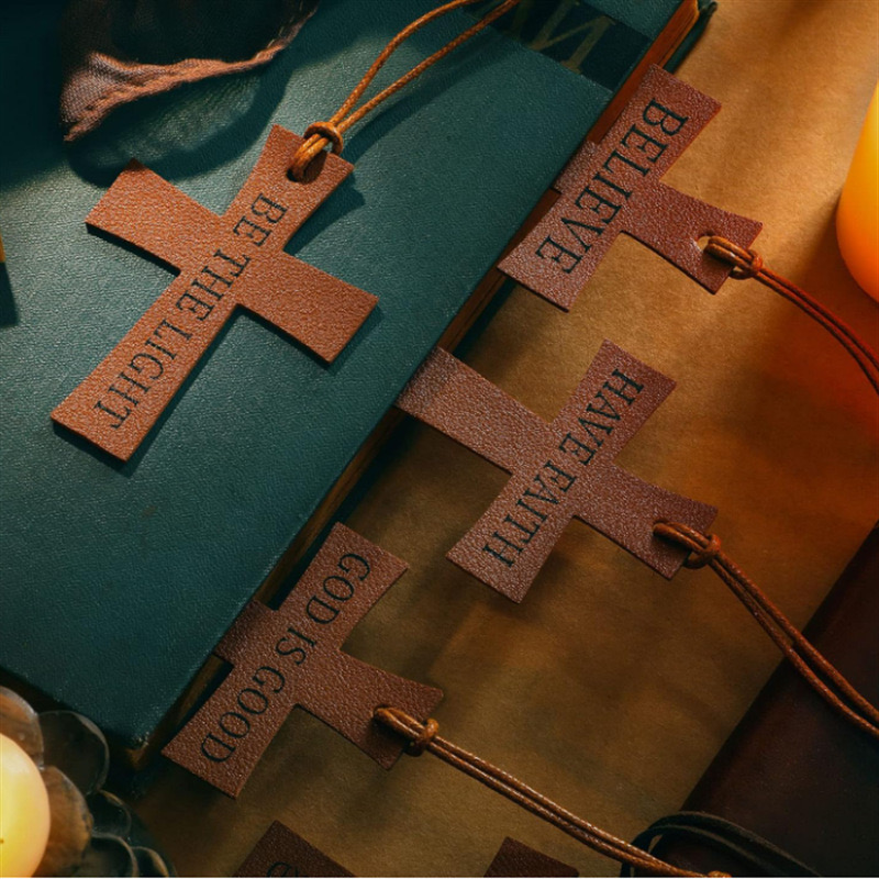 1pcs 【10 Designs】Cross Leather Bookmarks – Brown 十字架皮革书签-棕色